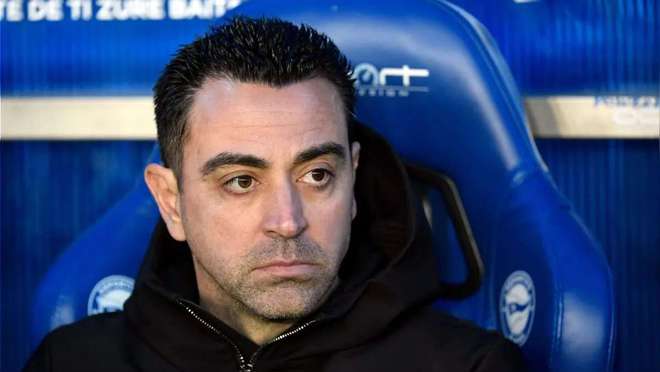 Xavi mantiene reunión de críticas tras el empate con el Granada